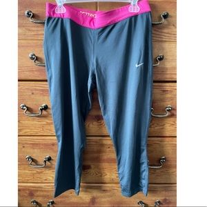 Nike Dri-Fit Grey Crop Leggings